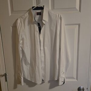 UNTUCKit White Button-Down Shirt with Navy Trim. Long Sleeve. Size Large.